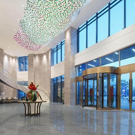 Park Inn By Radisson Nanchong Yilong Star City Plaza Zewnętrze zdjęcie